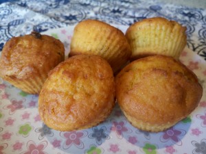 Кексы с тыквой и изюмом