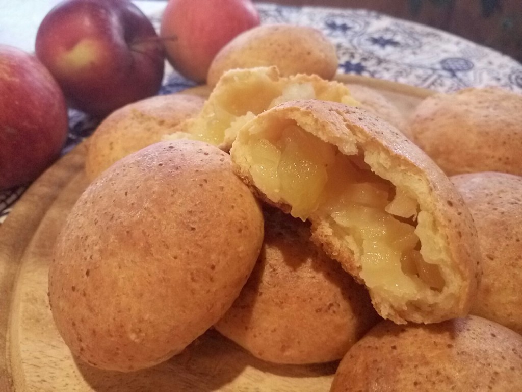 Пирожки из творожного теста
